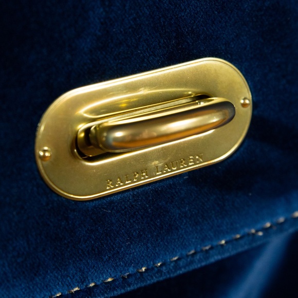 Ralph Lauren Tiffen bag from the Fall 2011 collection - Picture 7 of 10